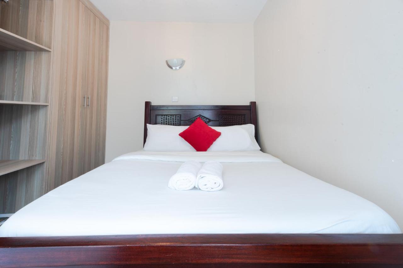 The Bliss - Lovely 1 Bedroom Apartment Located Near Trm Mall Nairobi Bagian luar foto